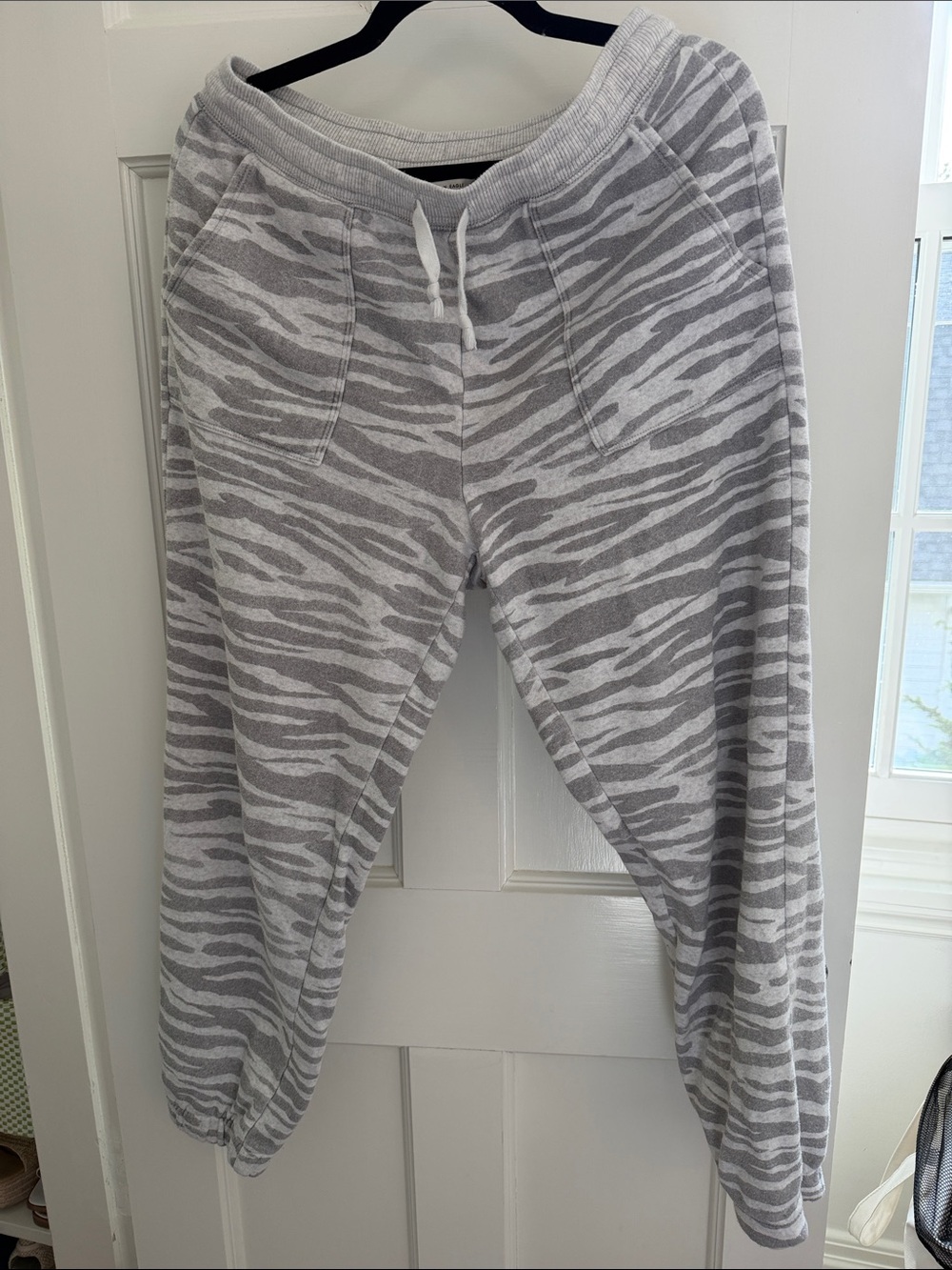 American Eagle Outfitters Gray & White Zebra Print Joggers